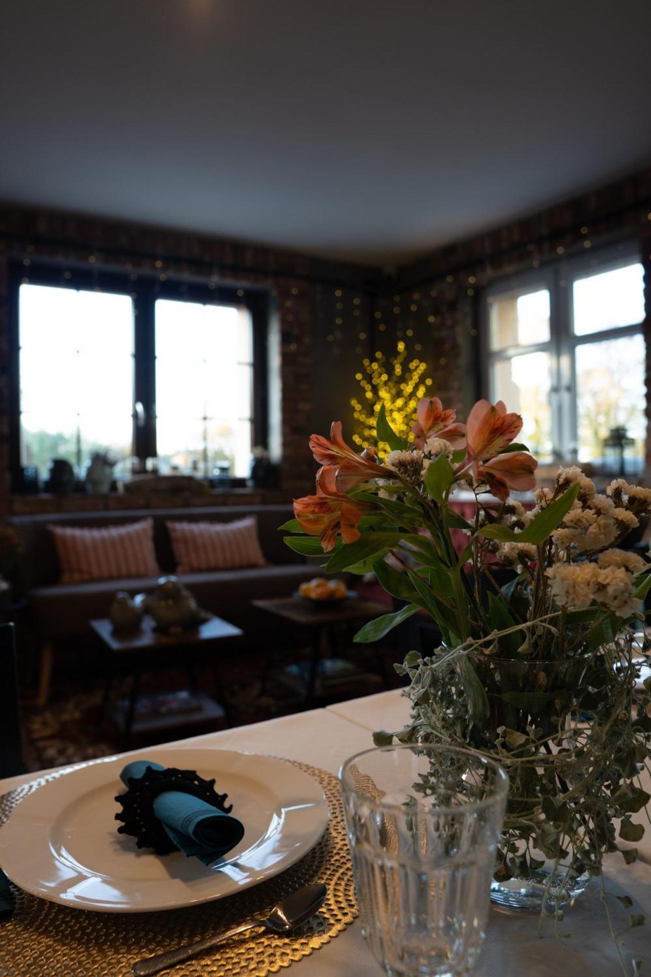 Bed and Breakfast Uroczysko Olesnica Ходзєж Екстер'єр фото