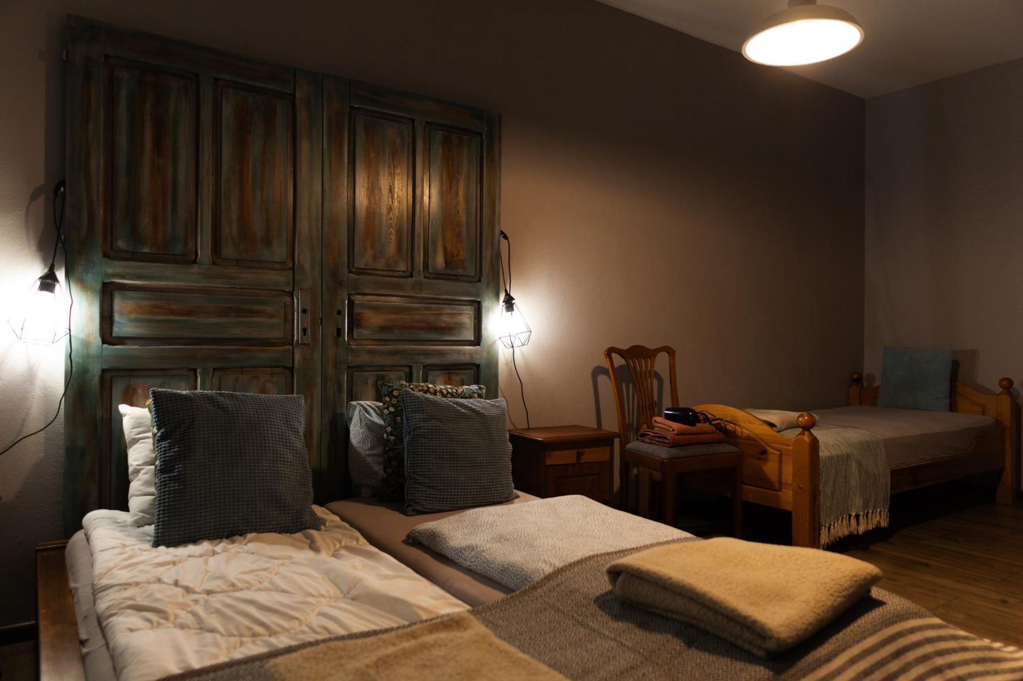 Bed and Breakfast Uroczysko Olesnica Ходзєж Номер фото